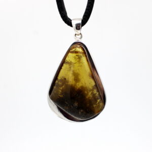 Moderner Bernsteinanhänger 925er Silber mit 4mm Rindsleder im 3D Display